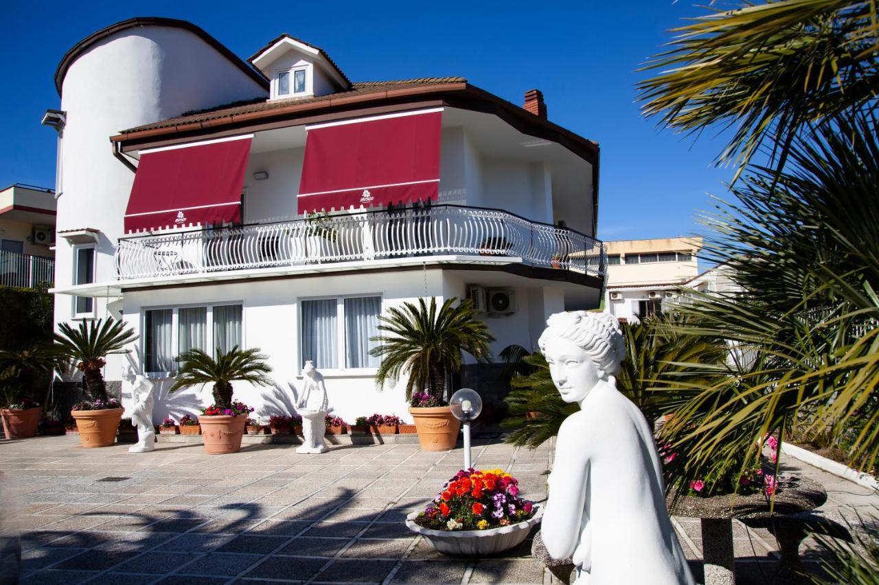 Ibisco suites Pozzuoli Esterno foto